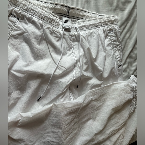 Nike sweatpants - Picture 3 of 8